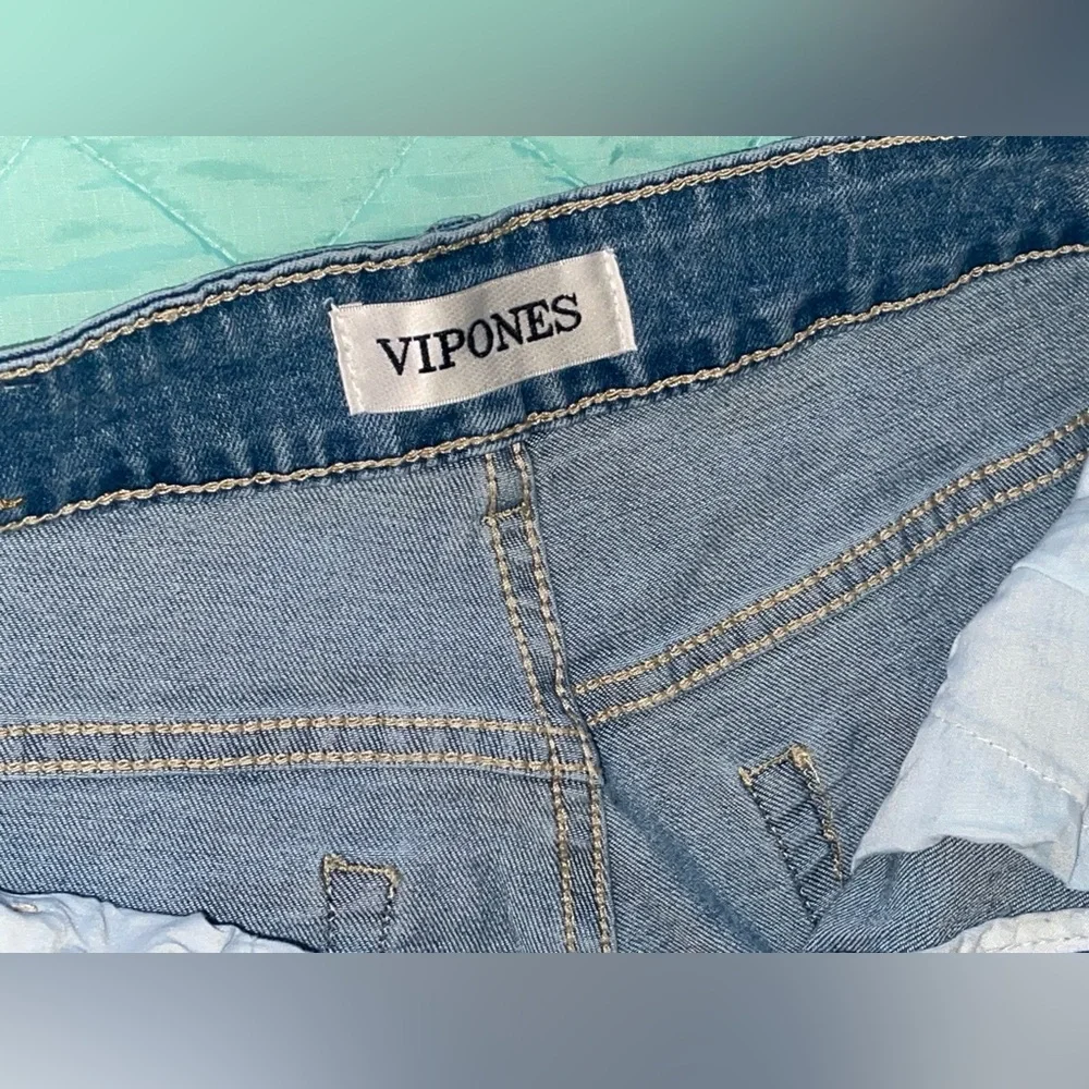 VIPONES High Waisted Ripped Flare Jeans 4R NWT Back To School - Picture 5 of 10